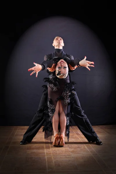 Dancers in ballroom isolated on black background — Stock Photo, Image