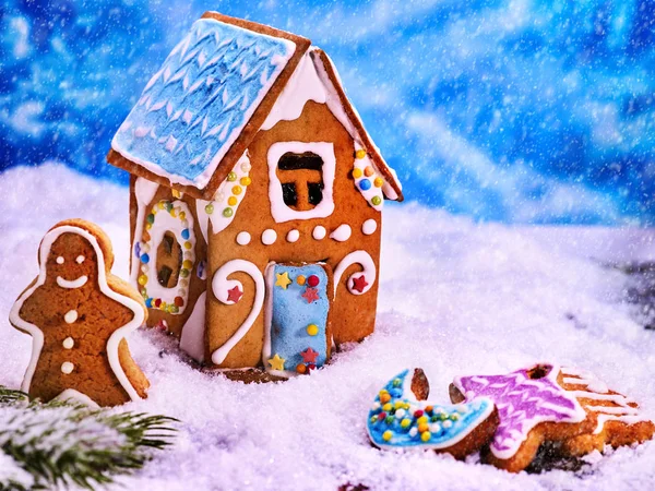 Rural house of gingerbread houses, close-up. — Stock Photo, Image
