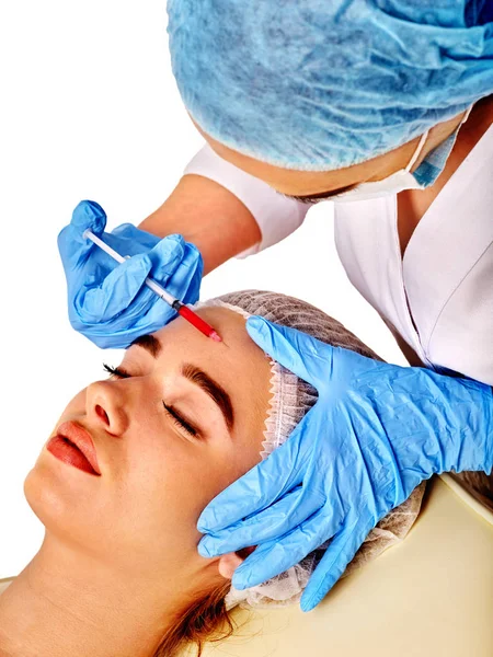 Dermal fillers of woman in spa salon with beautician. — Stock Photo, Image