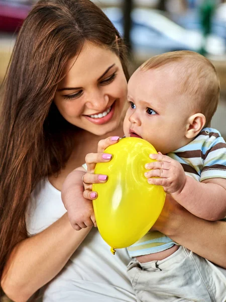 First birthday ideas. Happy mother and her baby boyoutdoors. — Stock Photo, Image