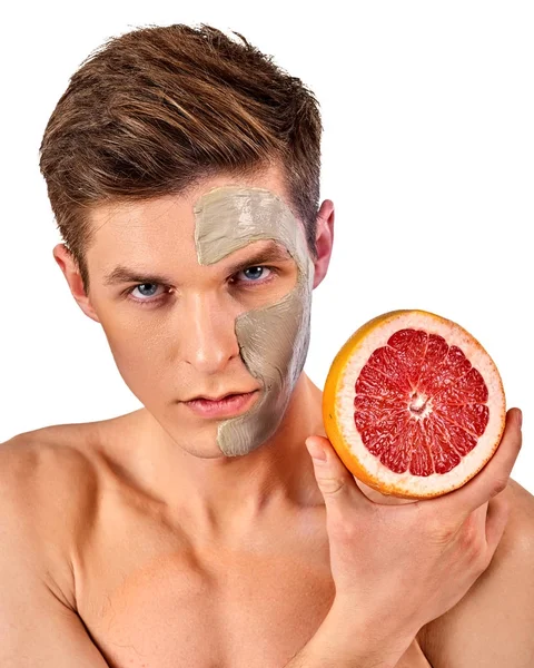 Mascarilla facial de frutas y arcilla. Barro facial aplicado . — Foto de Stock