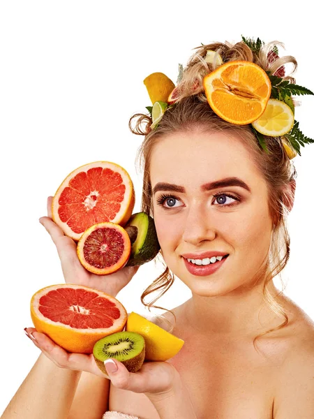Cabello y mascarilla facial de frutas frescas para el concepto de mujer . — Foto de Stock