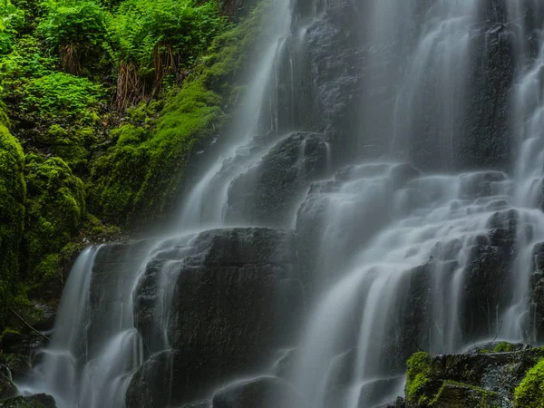 Fairy Falls Culumbia River Gorge omhoog sluiten — Stockfoto