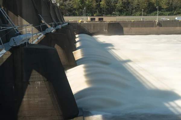 Morgantown Lock and Dam on River Monongahela — Stock Photo, Image