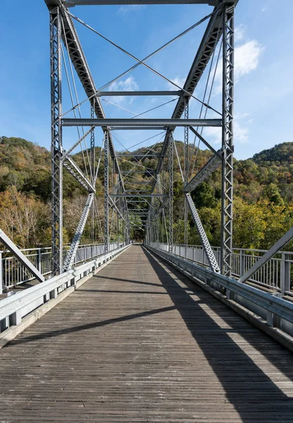 Alte fayette bahnhofsbrücke in westvirginia — Stockfoto