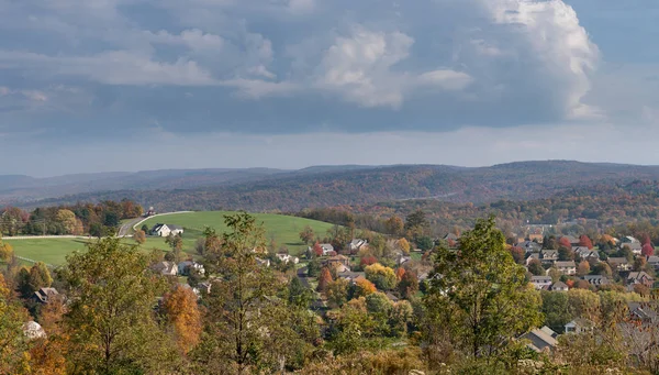 Moderne enige familiehuizen in Morgantown Wv — Stockfoto