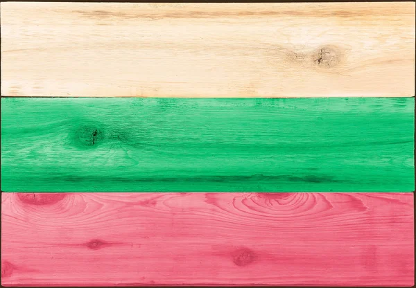 木材木板在保加利亚国旗的形状 — 图库照片