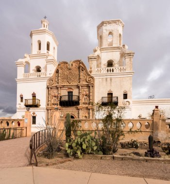 San Xavier del Bac misyon Tucson Arizona dışında