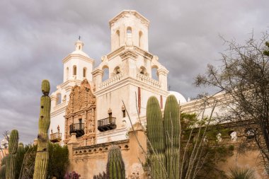 San Xavier del Bac misyon Tucson Arizona dışında