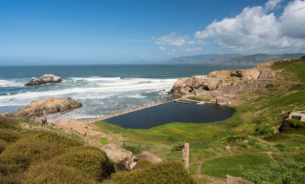 Restos de baños Sutro Point Lobos San Francisco — Foto de Stock