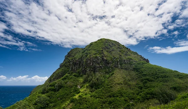 Noord-Oosten kustlijn van Maui vanaf Kahekili snelweg — Stockfoto