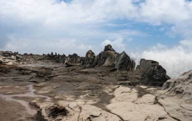 Maui Hawaii Makaluapuna noktada ejderha diş görünümünü