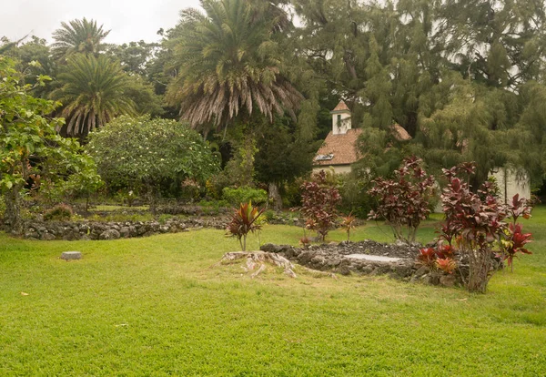 Grab des Fliegers charles lindbergh bei hana in maui — Stockfoto