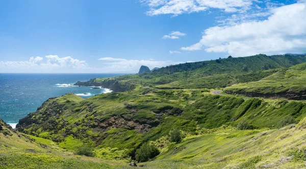 Costa nordeste de Maui a partir da auto-estrada Kahekili — Fotografia de Stock