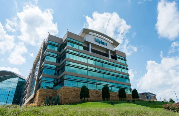 Mylan 公司总部设在宾夕法尼亚州的空隙 — 图库照片