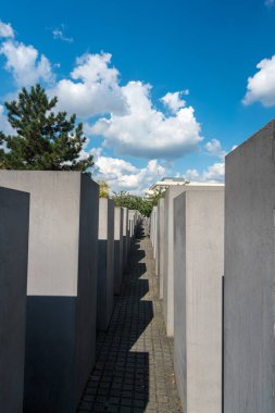 Berlin 'de öldürülen Avrupa Yahudilerinin anısına.
