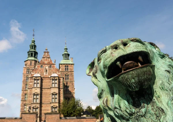 Jardín Castillo Rosenborg Copenhague en Dinamarca — Foto de Stock