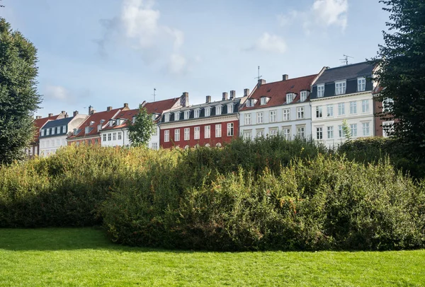 Fila di case colorate Copenaghen in Danimarca — Foto Stock