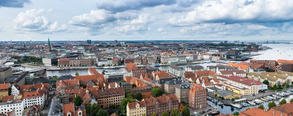 Högupplöst panorama av Köpenhamn Danmark — Stockfoto