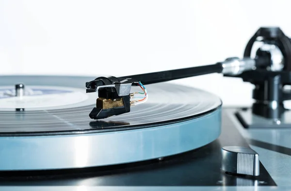 Disco de vinilo de alta calidad y brazo de tono —  Fotos de Stock