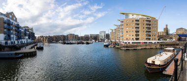 Limehouse Havzası Marina Londra manzarası