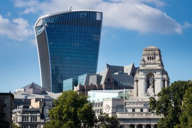 Volki tolki denilen Modern ofis binası