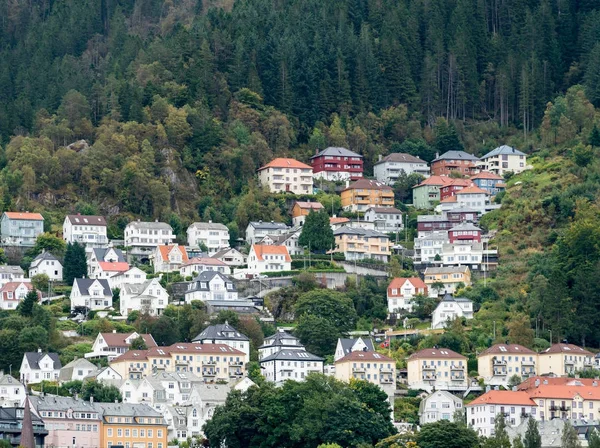 Ház-line a rakpartra, Bergen — Stock Fotó