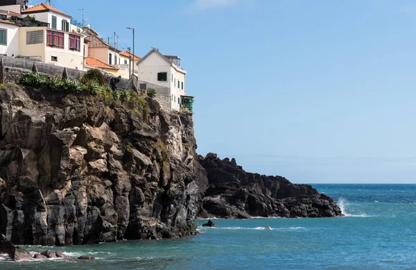 Bay and beach at Camara de Lobos in Madiera — Stock Photo, Image