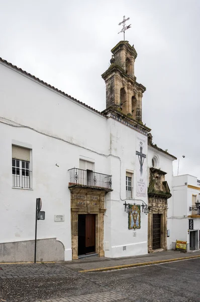 Церковь в Аркос-де-ла-Фронтера недалеко от Кадиса, Испания — стоковое фото