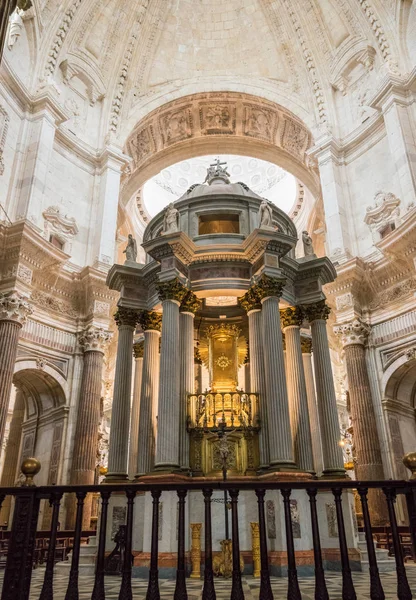 西班牙南部加斯大教堂祭坛 — 图库照片