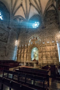Kutsal Kase yan şapel Valencia katedral içinde