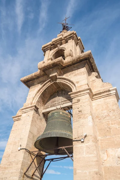 Bell ovanpå domkyrkans torn i Valencia — Stockfoto