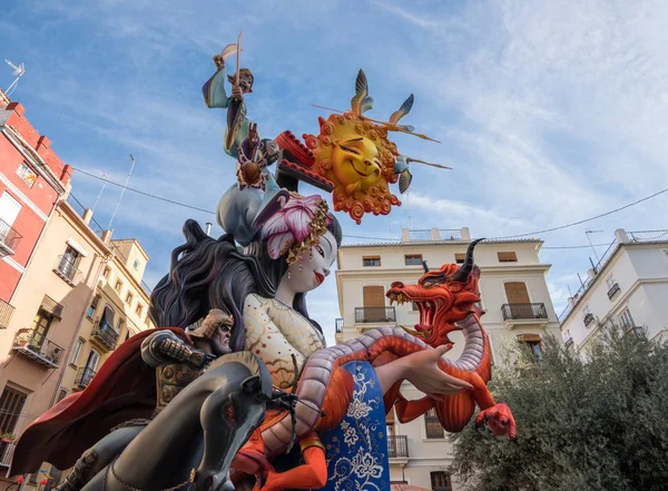 Комплексные статуи, созданные для Фестиваля Фалласа в Валенсии — стоковое фото