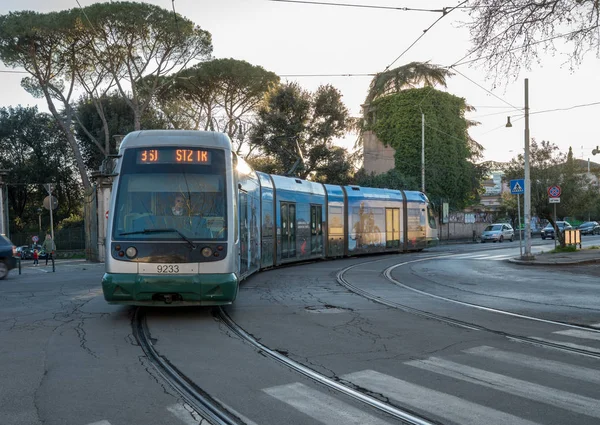 Modern tram in Rome near the Zoo or Bioparco — Stock Photo, Image