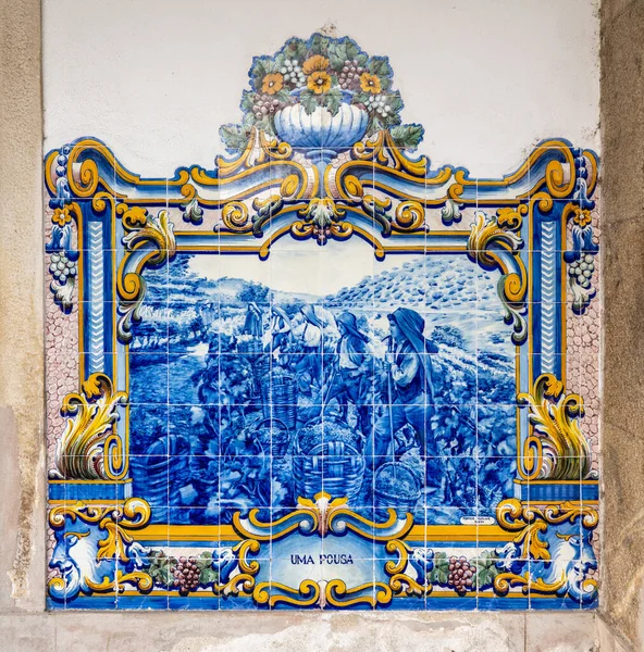 1937年，在葡萄牙阿韦罗市的Presiding o车站制作了瓷砖 — 图库照片