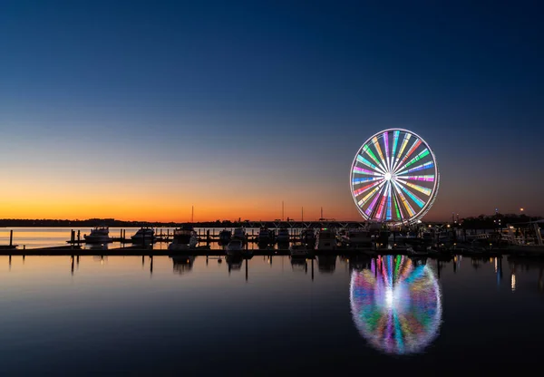 Grande roue au port national du Maryland près de Washington DC — Photo