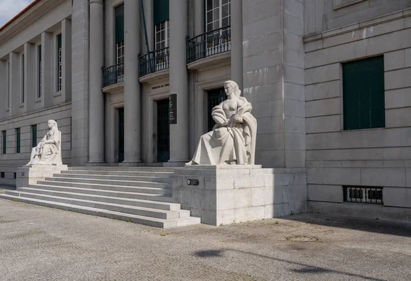 Gerechtshof of gerechtsgebouw in Guimaraes Portugal — Stockfoto