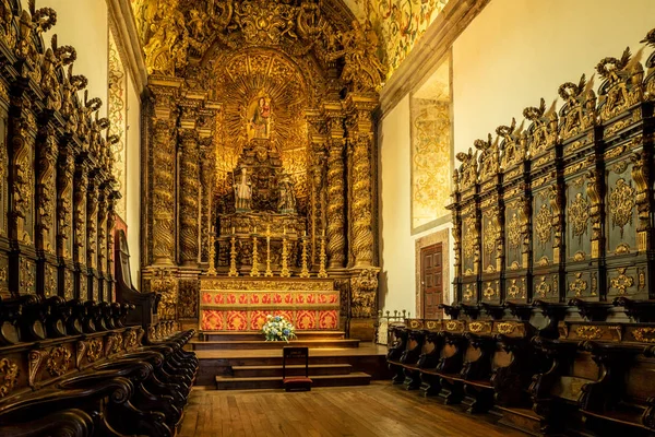 Внутрішня частина церкви Се або собор у Візеу (Португалія). — стокове фото