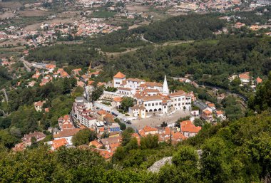 Sintra kasabasındaki Ulusal Saray Moors Kalesi 'nden alınmıştır.