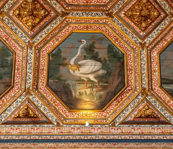 Duck on ceiling in interior of the National Palace in Sintra, Portugal — 스톡 사진