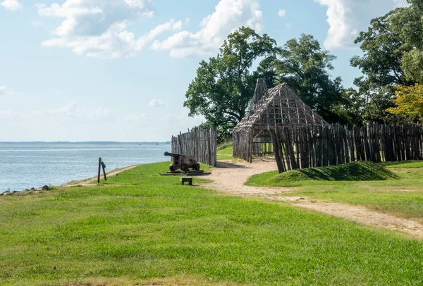 Wooden fort and building in Historic Jamestown Settlement in Virginia — Stock Photo, Image