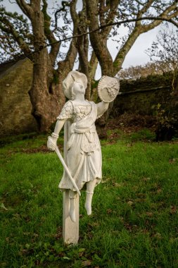 Caledonia gemisinin mürettebatının Cornwall 'da Morwenstow açıklarında karaya oturması anısına.