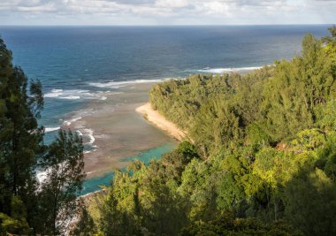 Kee beach seen from the overlook on the Kalalau trail on north shore of Kauai