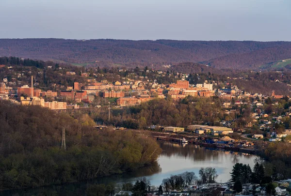 Downtown Morgantown in West Virginia home of the university — Stock Photo, Image
