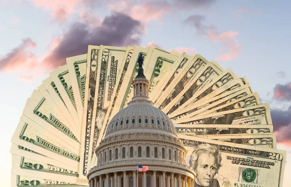 Flagge weht vor Kapitol in DC mit Bargeld hinter der Kuppel als Konzept für die Bezahlung von Konjunkturprogrammen — Stockfoto
