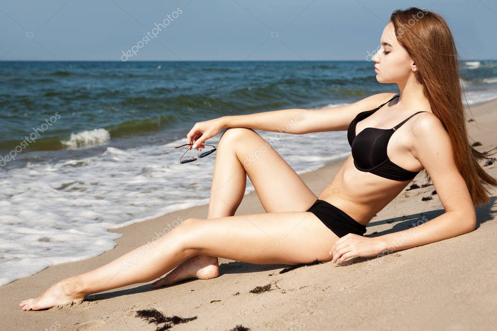 Teen Girl Swimsuit Stock Photos and Images - 123RF