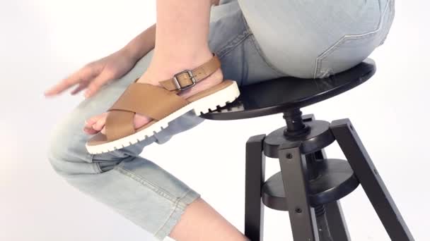 Model oturma sandalyeye — Stok video