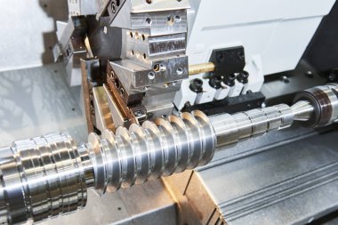 Metal çalışırken kesme aracı
