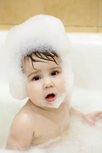 Baby Washing Bath Sitting Water White Foam His Head Cheeks — Stock Photo, Image