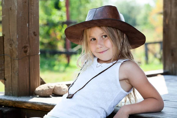 Preschool Girl Dressed Sleeveless Sports Shirt Brown Cowboy Hat Sitting — Stock Photo, Image